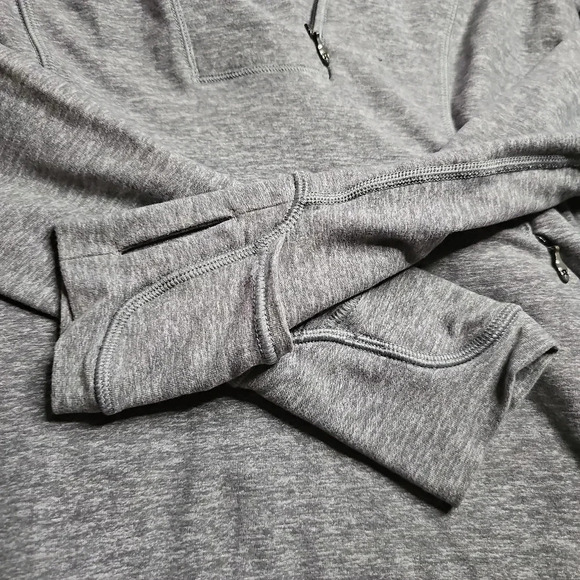 Lululemon Think Fast Pullover/Shirt -‎ Womens - Size 4 - Gray - Picture 7 of 8